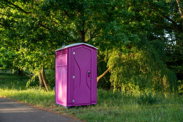 Best Portable restroom trailer rental  in Plainedge, NY